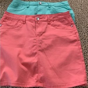 Venus Short Skirt 2 pk Coral & Lt Green denim Size 10